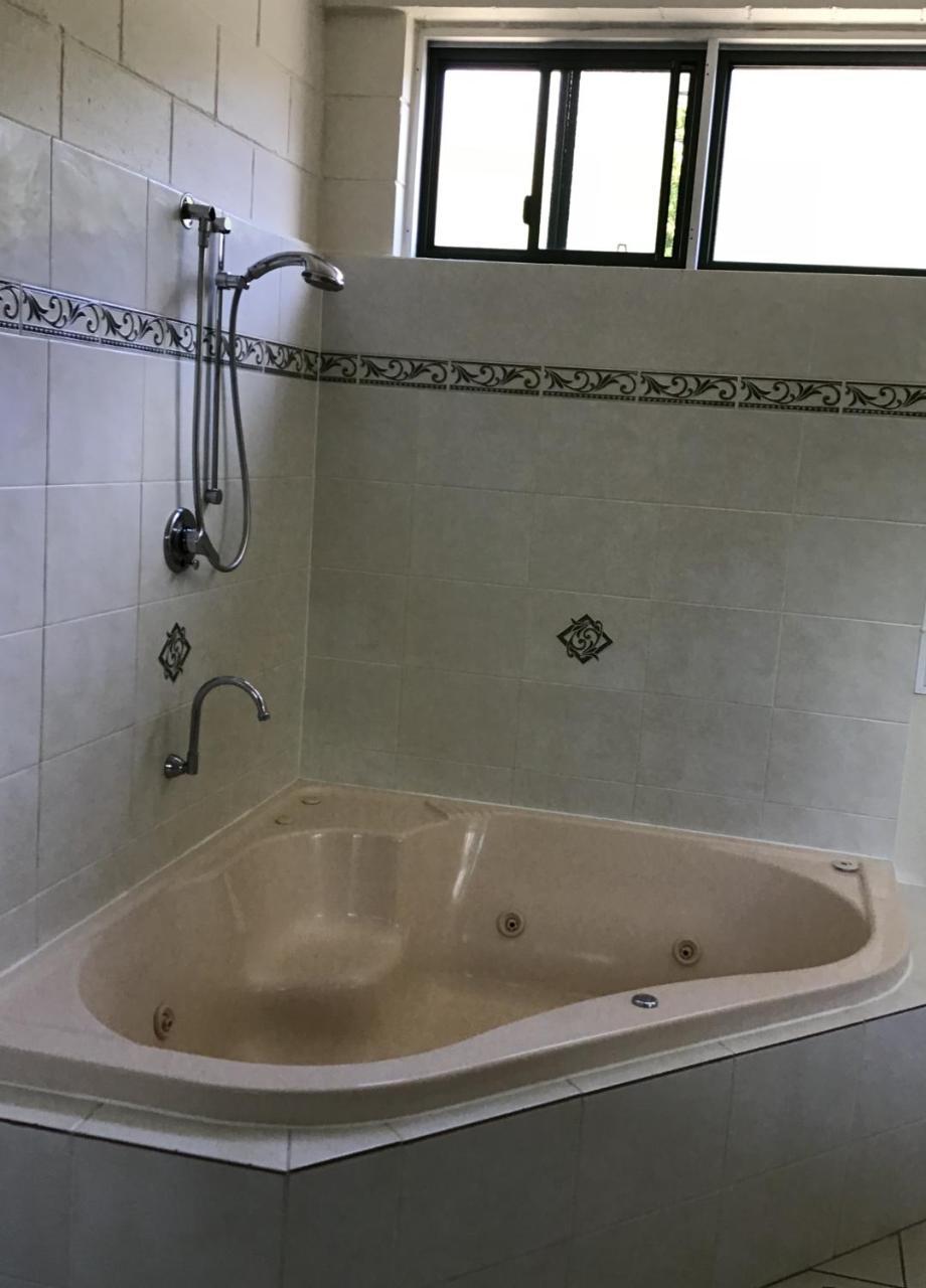 Harbour Lodge Motel Gladstone Ngoại thất bức ảnh